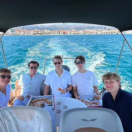 Private Boat Tour Half-day,blue Lagoon & 2 Secret Place *