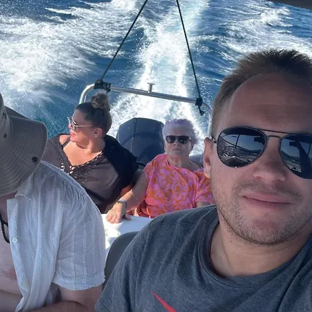 Private Boat Tour Half-day,blue Lagoon & 2 Secret Place Botel
